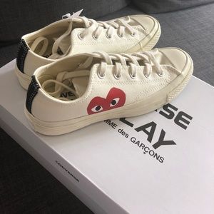 Comme des Garçons PLAY lo-top Converse